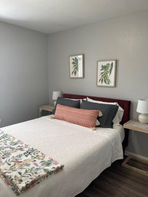 The Carolyn - 2 Bedroom In Quilt Town, Appartement